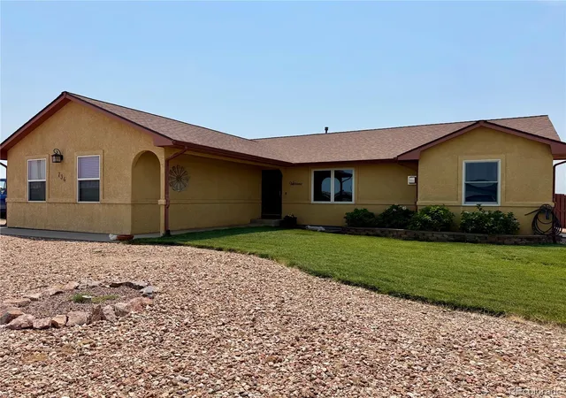 Homes for sale in Pueblo, CO | 734 E Marigold Dr, Pueblo, CO 81007 | MLS# 4991086