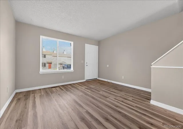 Listing Photo 5 - Condo for sale in building located at 17696 E Loyola Dr, Aurora, CO 80013 - Unit #C
