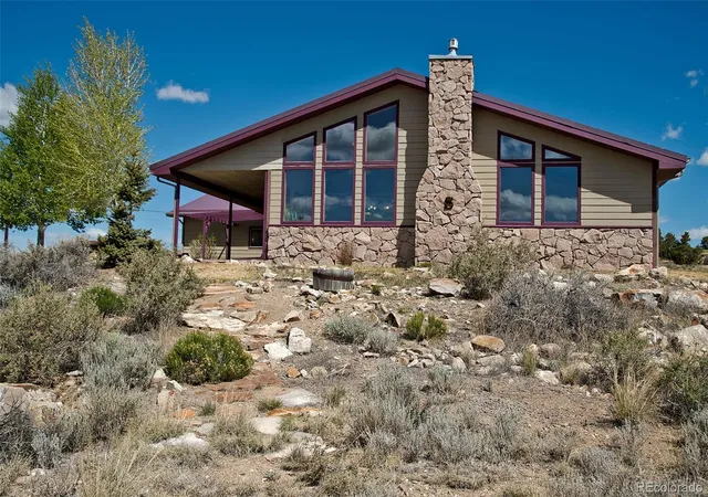 Photo 2 of Single family home for sale at 1135 County Rd 13, Del Norte, CO 81132 | MLS# 7483181 | Listing updated on 2026-09-20