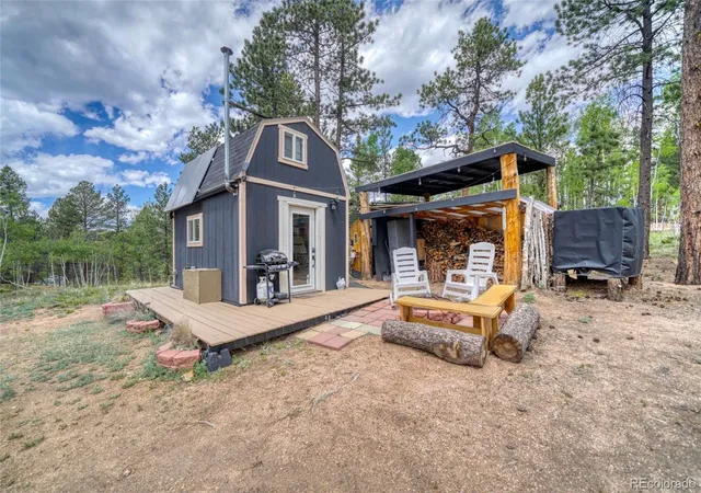 Homes for sale in Florissant, CO | 2927 Pathfinder Rd, Florissant, CO 80816 | MLS# 8938559
