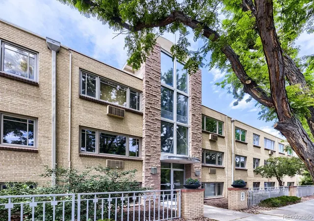Photo 3 of Condo for sale at 969 S Pearl St #306, Denver, CO 80209 | MLS# 8209900 | Listing updated on 2026-08-28