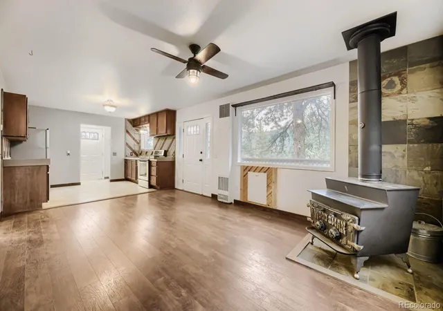 Photo 3 of Single family home for sale at 303 Hall Rd, Bailey, CO 80421 | MLS# 2618059 | Listing updated on 2026-10-09