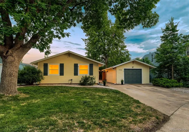 Photo 2 of Single family home for sale at 113 Caribou Pl, Longmont, CO 80504 | MLS# 1821147 | Listing updated on 2026-10-11