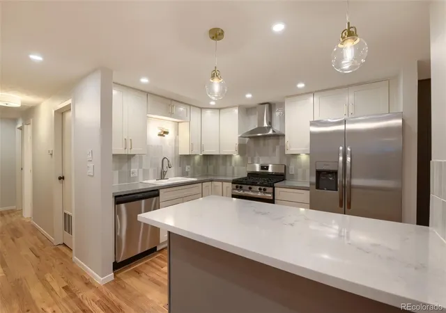 Photo 3 of Single family home for sale at 113 Caribou Pl, Longmont, CO 80504 | MLS# 1821147 | Listing updated on 2026-10-11