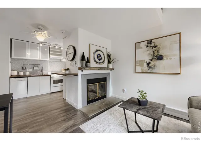 Photo 3 of Condo for sale at 1825 Marine St #11, Boulder, CO 80302 | MLS# IR1061332 | Listing updated on 2026-09-21