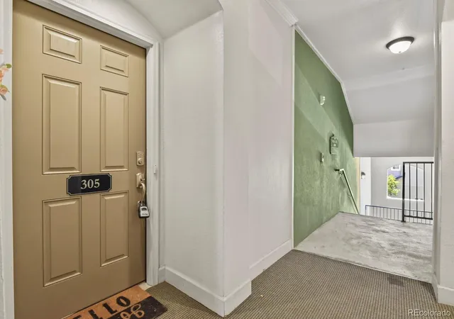 2nd image of 1561 Olympia Cir, Castle Rock, CO 80104