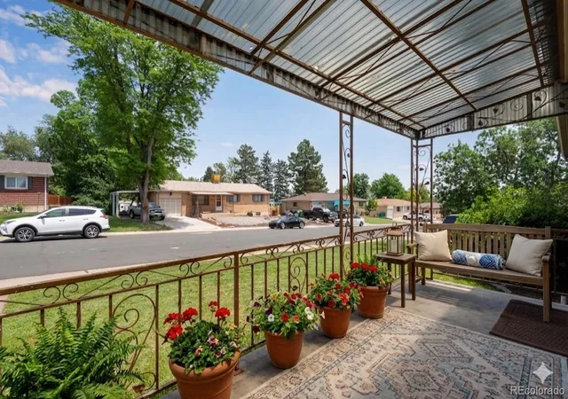 3rd image of 3196 W Tufts Ave, Englewood, CO 80110 | MLS# 5277087
