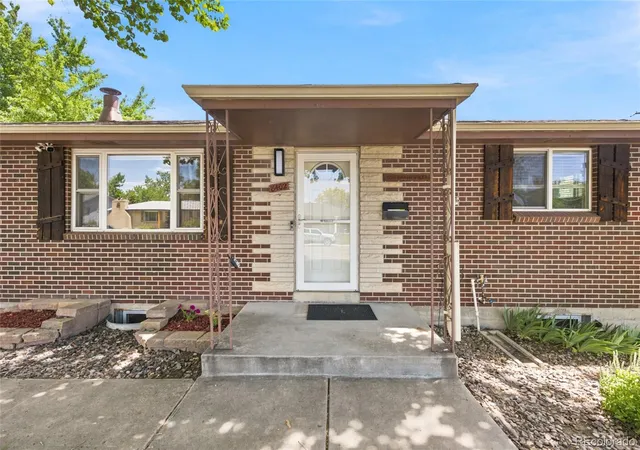 4th image of 8402 Chase St, Arvada, CO 80003 | MLS# 9069486