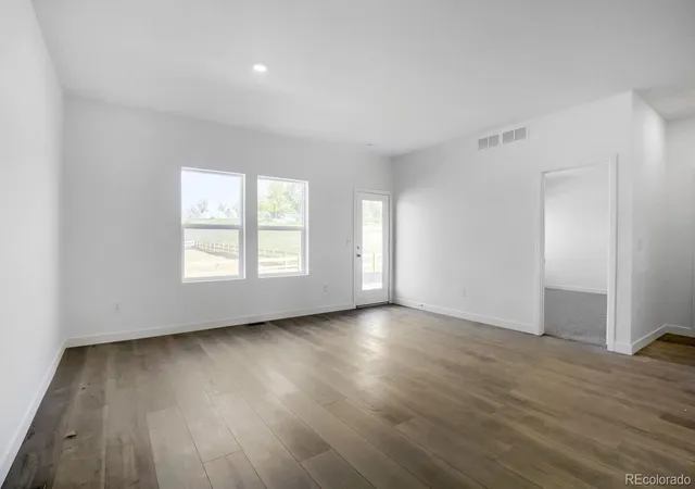 2nd image of 1662 Drumming Dr, Windsor, CO 80550 | MLS# 9257122