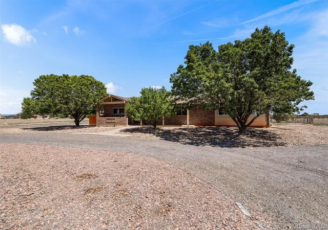 Homes for sale in Pueblo, CO | 1151 W Buena Ventura Ct, Pueblo, CO 81007 | MLS# 9795092