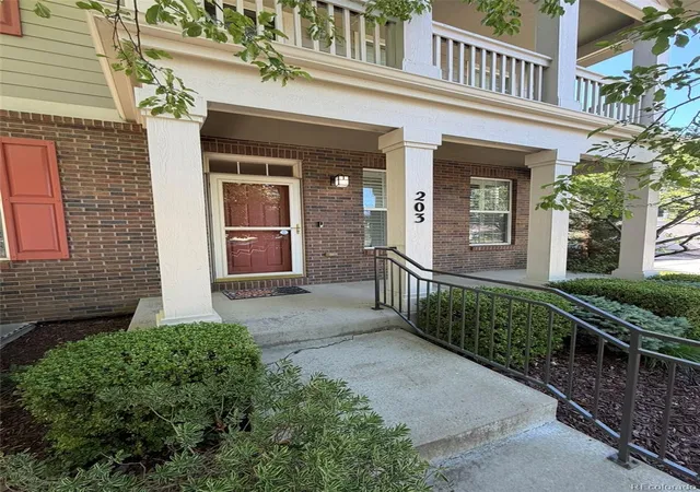 2nd image of 203 Oneida Ct, Denver, CO 80220 | MLS# 9811196