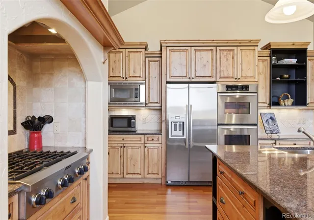Photo 2 of Mansion for sale at 395 Young Cir, Castle Rock, CO 80104 | MLS# 9757235 | Listing updated on 2026-09-23