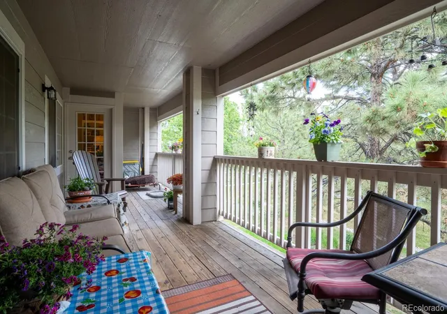 Listing Photo 2 - Condo for sale in building located at 4232 S Blackhawk Cir, Aurora, CO 80014 - Unit #5C