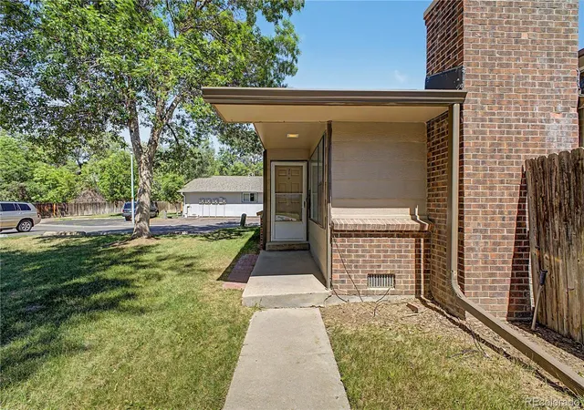 Photo 2 of Condo for sale at 21 Newark St #D, Aurora, CO 80012 | MLS# 5460106 | Listing updated on 2026-08-14