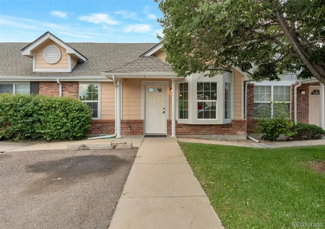 Condo for sale at 1728 Eagle St #E, Aurora, CO 80011 | MLS# 3220187