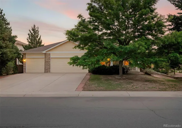 1st image of 2392 S Oswego St, Aurora, CO 80014 | MLS# 2111686