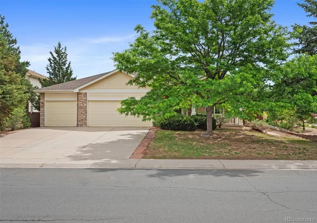 27th image of 2392 S Oswego St, Aurora, CO 80014 | MLS# 2111686