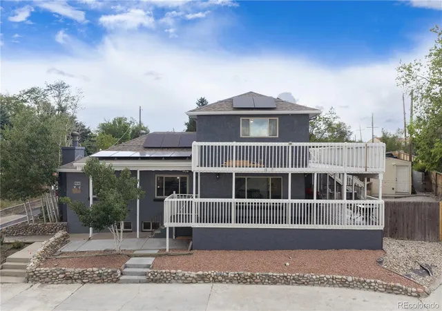Photo 2 of Single family home for sale at 5425 Columbine Ln, Denver, CO 80221 | MLS# 4289153 | Listing updated on 2026-08-31
