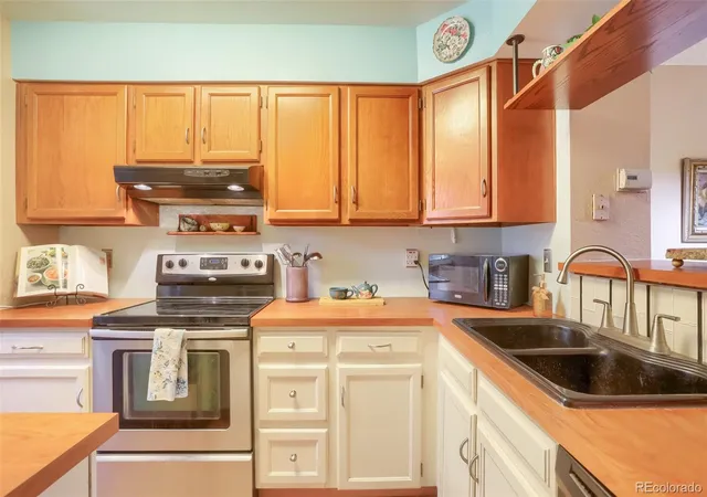 Homes for sale in Lafayette, CO | 1262 Milo Cir #B, Lafayette, CO 80026 | MLS# 1798132