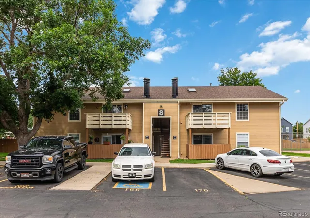2nd image of 10251 W 44th Ave, Wheat Ridge, CO 80033