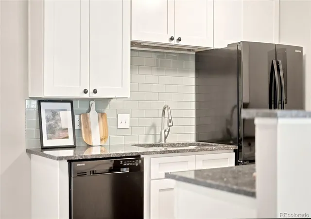 3rd image of 381 S Ames St #E203, Lakewood, CO 80226 | MLS# 1718166
