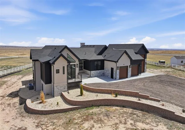Photo 4 of Single family home for sale at 11975 Silver Concho Trl, Elbert, CO 80106 | MLS# 1840011 | Listing updated on 2026-06-25