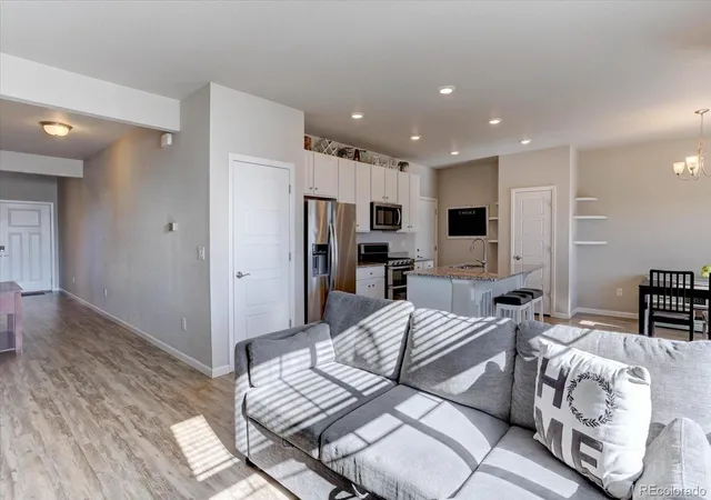 Photo 4 of Single family home for sale at 1958 Villageview Ln, Castle Rock, CO 80104 | MLS# 6140459 | Listing updated on 2026-07-08