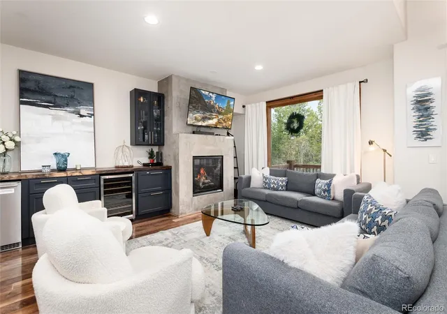 Photo 3 of Single family home for sale at 89 Snowshoe Cir, Breckenridge, CO 80424 | MLS# 6118731 | Listing updated on 2026-09-02