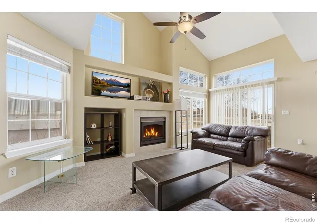 3rd image of 930 930 Button Rock Dr, Longmont, CO 80504 | MLS# IR1061515