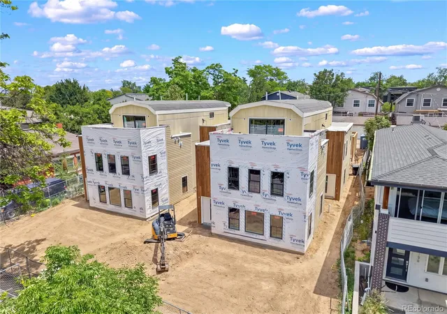 Photo 3 of Single family home for sale at 2140 S Sherman St, Denver, CO 80210 | MLS# 4851634 | Listing updated on 2026-09-21