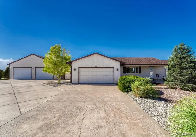 Homes for sale in Pueblo West, CO | 831 E Paseo Dorado Dr, Pueblo West, CO 81007 | MLS# 4293703
