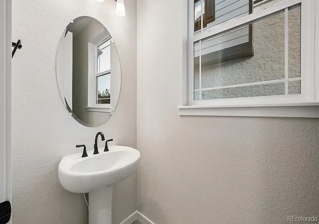 Photo 4 of Single family home for sale at 8753 Whiptail Loop, Littleton, CO 80125 | MLS# 4601843 | Listing updated on 2026-10-09