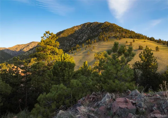 13th image of 63 Canyon Pines Dr, Golden, CO 80403 | MLS# 6208114
