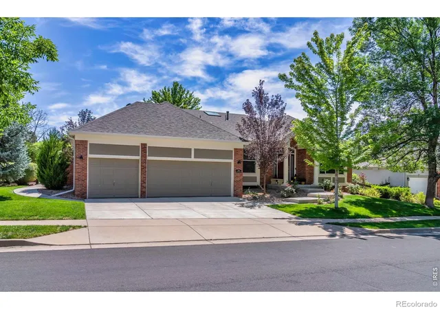 Homes for sale in Broomfield, CO | 1590 Snowy Owl Dr, Broomfield, CO 80020 | MLS# IR1061597