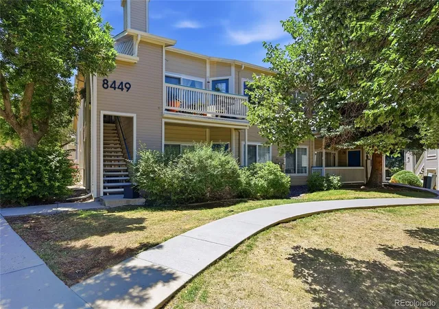 2nd image of 8449 Little Rock Wy #204, Littleton, CO 80126 | MLS# 1637945