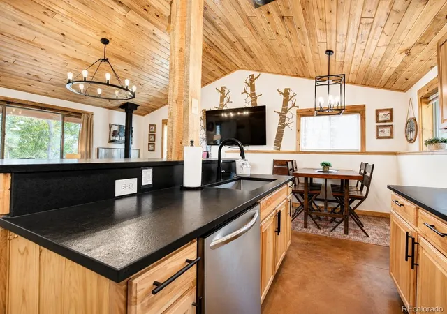 Homes for sale in Como, CO | 53 Warpath Rd, Como, CO 80432 | MLS# 5097230