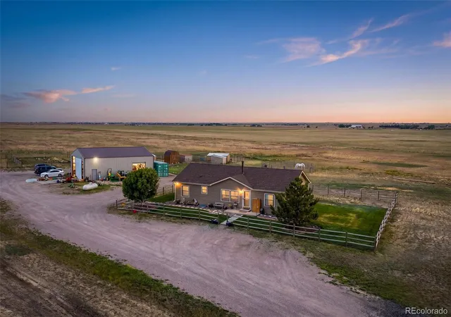 3rd image of 59520 E 64Th Ave, Strasburg, CO 80136 | MLS# 3313546