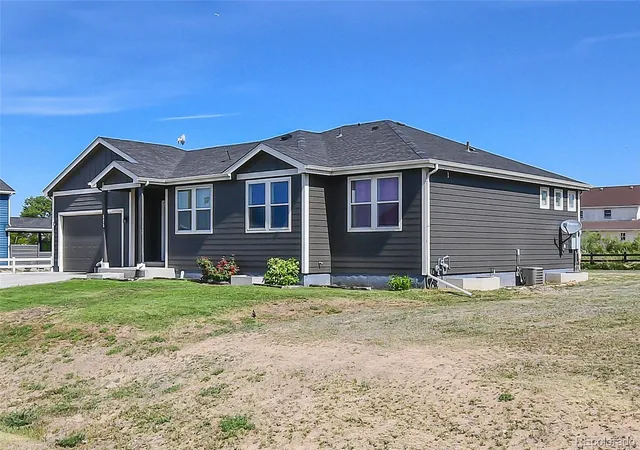 Homes for sale in Hudson, CO | 525 Foxtail Dr, Hudson, CO 80642 | MLS# 6253255