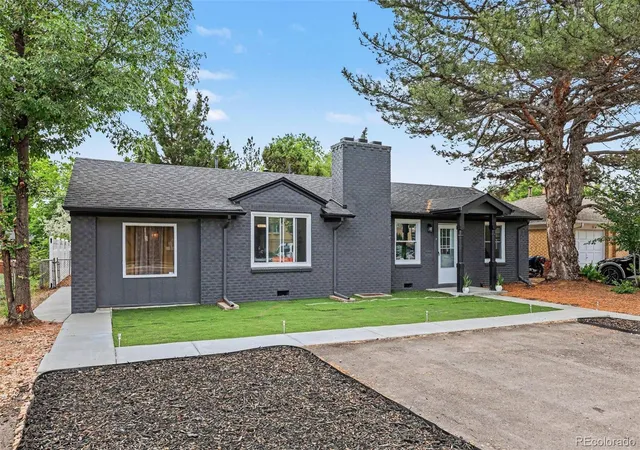 Photo 3 of Single family home for sale at 1970 Quebec St, Denver, CO 80220 | MLS# 9701526 | Listing updated on 2026-09-02