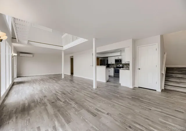 Photo 3 of Single family home for sale at 7370 S Yampa St, Foxfield, CO 80016 | MLS# 5413489 | Listing updated on 2026-09-04
