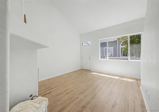 Photo 4 of Condo for sale at 1000 S Yampa St #203, Aurora, CO 80017 | MLS# 8481023 | Listing updated on 2026-08-25