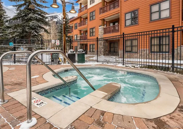 2nd image of 105 Wheeler Cir, Frisco, CO 80443
