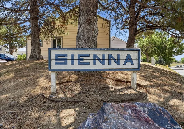 image of 912 S Yampa St, Aurora, CO 80017