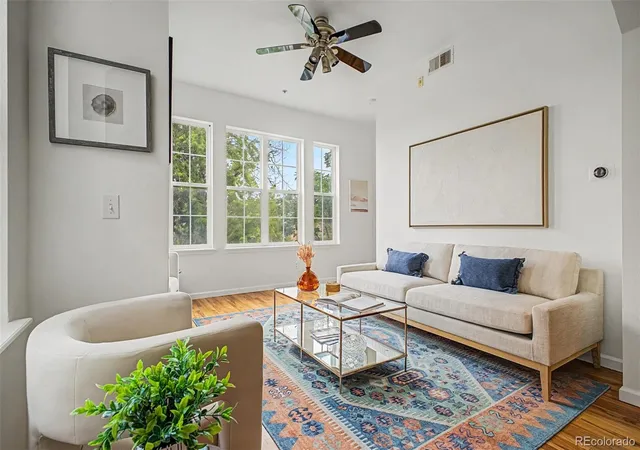 2nd image of 1489 Steele St #208, Denver, CO 80206 | MLS# 3339911