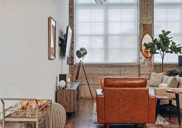 3rd image of 2441 N Broadway #113, Denver, CO 80205 | MLS# 5998039