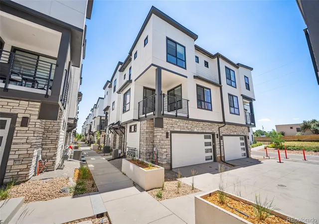 3rd image of 2060 S Holly St #1, Denver, CO 80222 | MLS# 4133149
