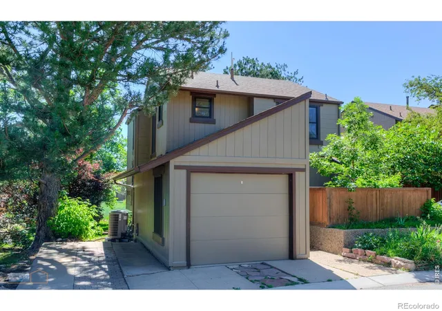 Photo 4 of Sale Pending at 4656 Greenbriar Ct #90, Boulder, CO 80305 | MLS# IR1061700 | Listing updated on 2026-09-01