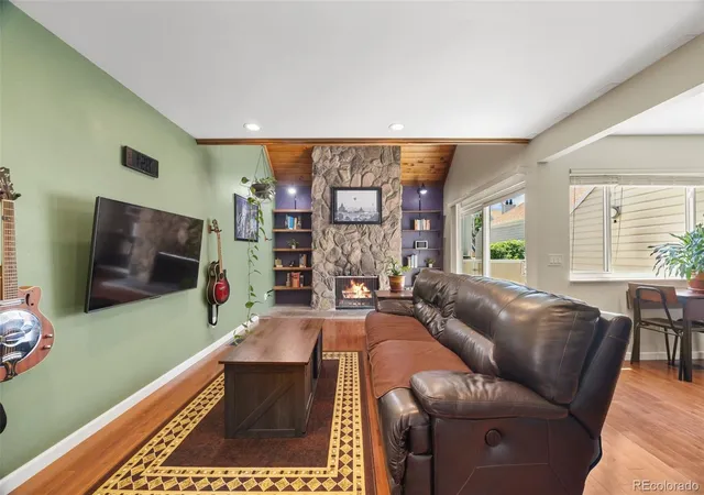 2nd image of 2618 S Xanadu Wy #B, Aurora, CO 80014 | MLS# 1793417