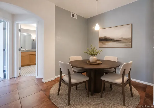 Listing Photo 4 - Condo for sale in building located at 3852 S Dallas St, Aurora, CO 80014 - Unit #8-205