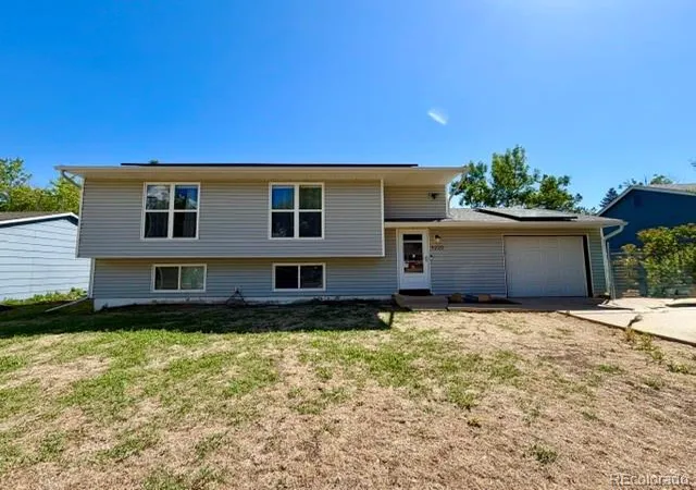 Photo 3 of Single family home for sale at 9220 Cody Ln, Broomfield, CO 80021 | MLS# 6750118 | Listing updated on 2026-09-03